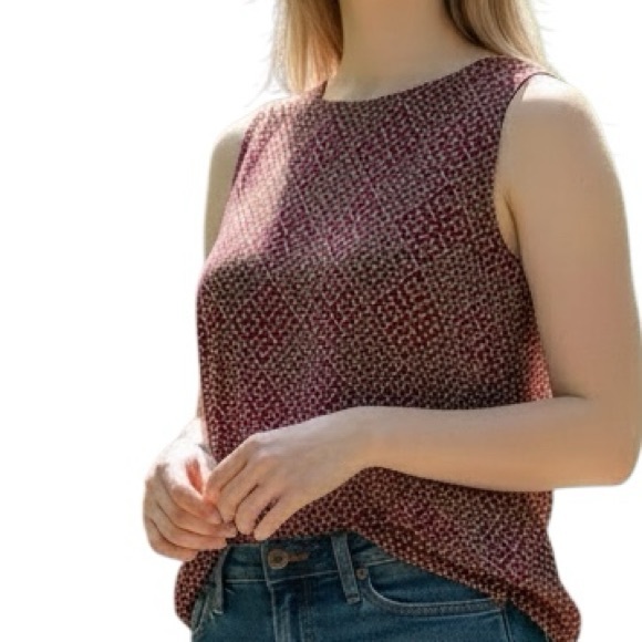 Tops - Vintage Geometric Patterned Sleeveless Top